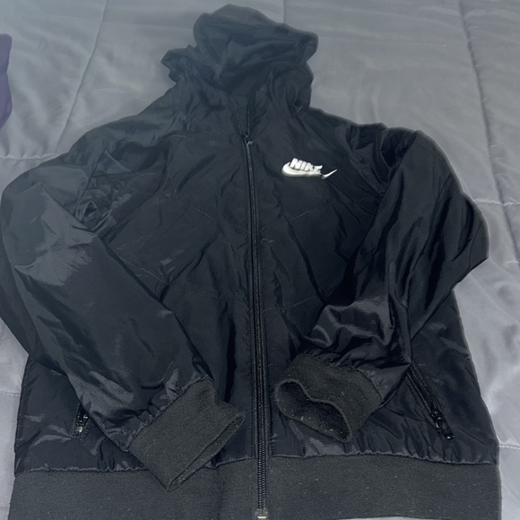 Nike windbreaker jackets sold as bundle or separate - Picture 6 of 7